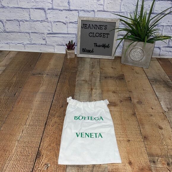 BOTTEGA VENETA Drawstring Dust Bag For Travel, Shoes. - Picture 1 of 8